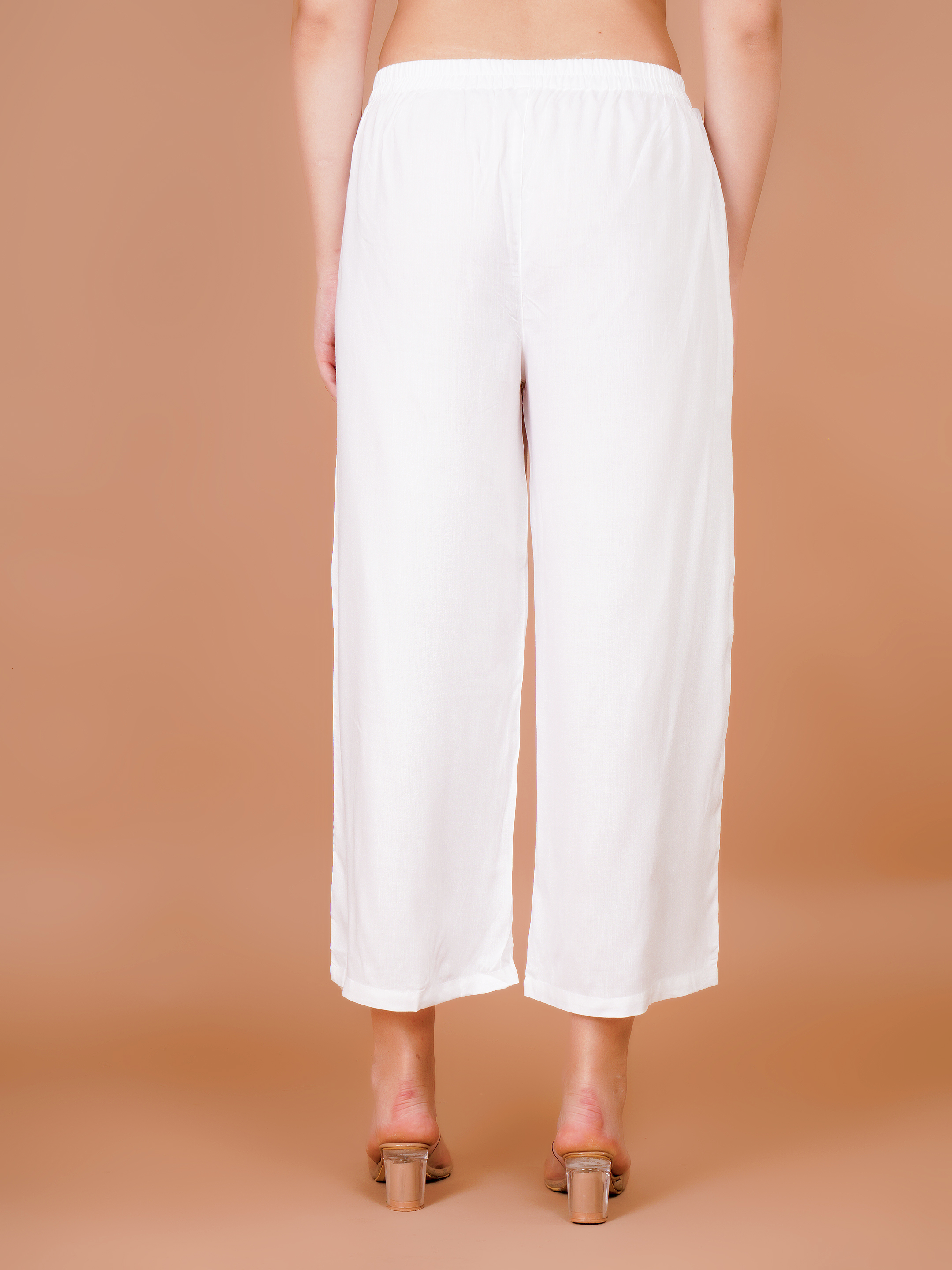 Women’s white palazzo pants with elastic waist, straight wide cropped silhouette